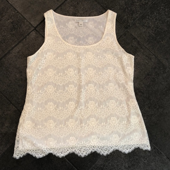 Banana Republic Tops - Women’s Banana Republic Cream Lace Shell Blouse in Size Large NWOT
